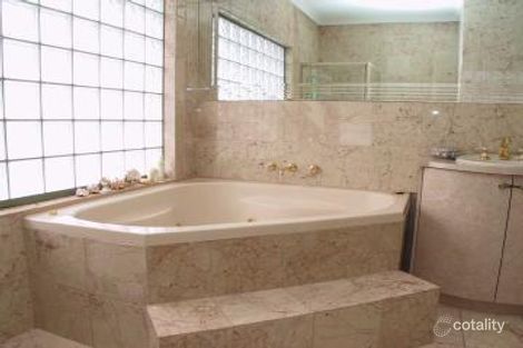 132 Dandelion Dr, Rowville, VIC 3178