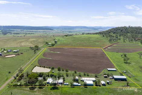 Property photo of 124 Moller Road East Greenmount QLD 4359