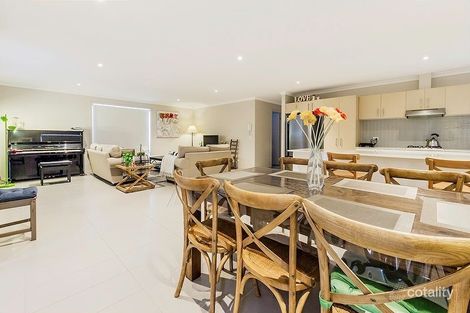 Property photo of 22 Cutleaf Crescent Tarneit VIC 3029