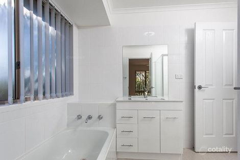 Property photo of 1 Pedder Court Petrie QLD 4502