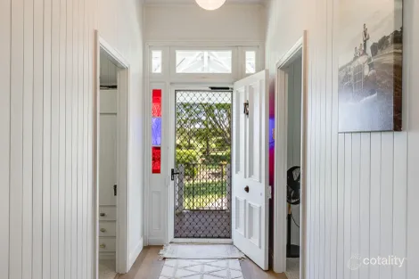 Property photo of 124 Moller Road East Greenmount QLD 4359