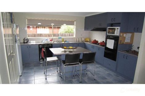 Property photo of 10 McConnell Crescent Roxburgh Park VIC 3064