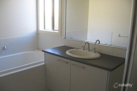 Property photo of 35 Hydrangea Drive Point Cook VIC 3030