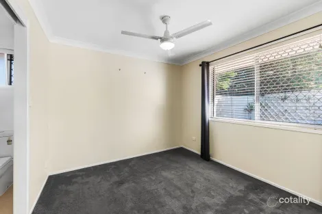 Property photo of 71 Glen Eagles Drive Robina QLD 4226