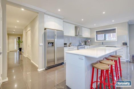Property photo of 4 Abbeygate Way Cranbourne West VIC 3977