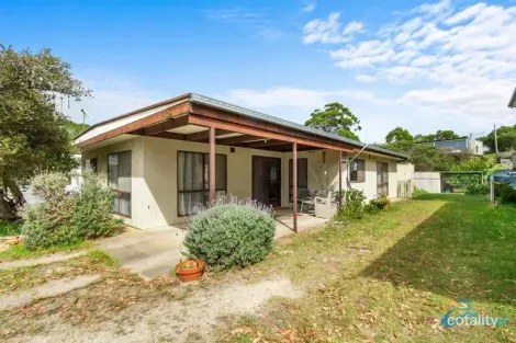 Property photo of 33 National Park Road Loch Sport VIC 3851