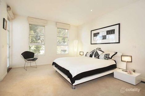 Property photo of 4/13 Wrexham Road Windsor VIC 3181