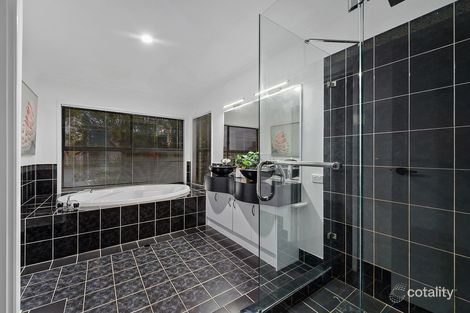 Property photo of 23 Knightsbridge Place Bridgeman Downs QLD 4035