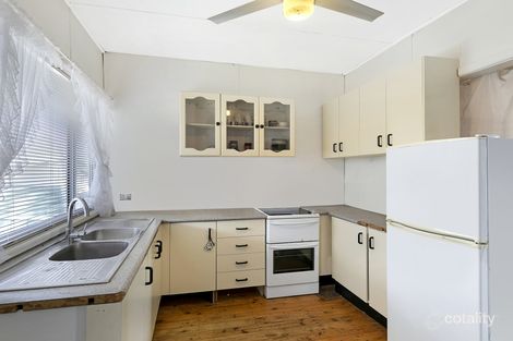 Property photo of 81 Barker Avenue San Remo NSW 2262