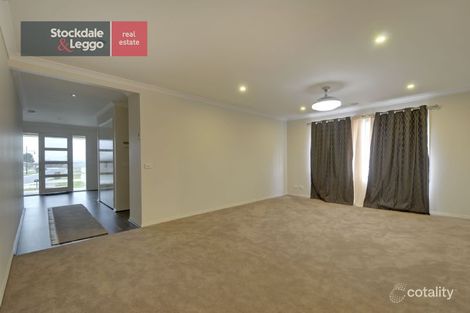 Property photo of 9 Mountain Grey Circuit Morwell VIC 3840