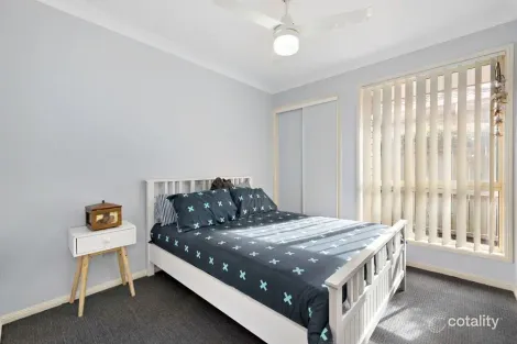 Property photo of 2 Esk Place Kallangur QLD 4503