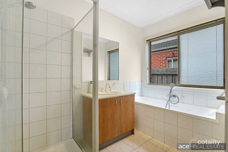 Property photo of 43 Everwin Drive Werribee VIC 3030