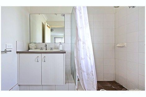 Property photo of 34 Coniston Drive Ellenbrook WA 6069