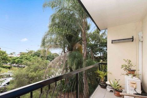Property photo of 70 Hilltop Avenue Chermside QLD 4032