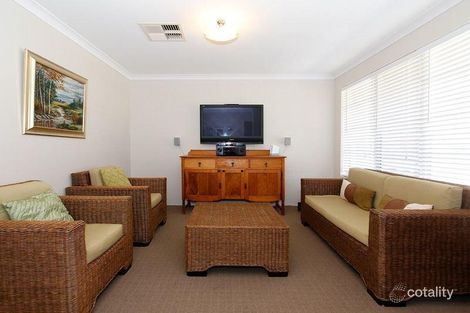 Property photo of 19 Crown Point Crescent Butler WA 6036