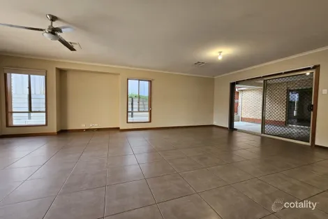 Property photo of 5 McGonigal Drive Willaston SA 5118
