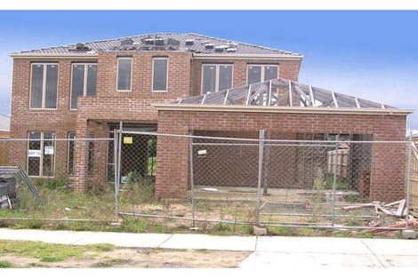 Property photo of 32 Golden Grove Drive Narre Warren South VIC 3805