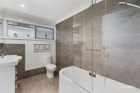 Property photo of 15 Firefly Street Durack QLD 4077