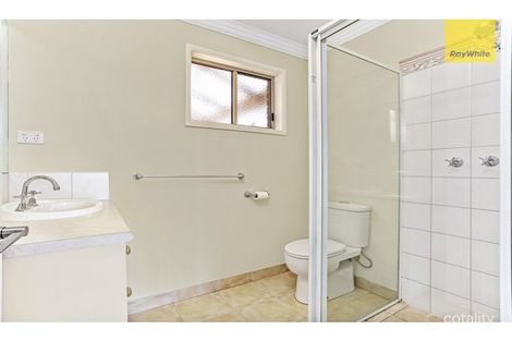 Property photo of 33 Berthon Crescent Hillside VIC 3037