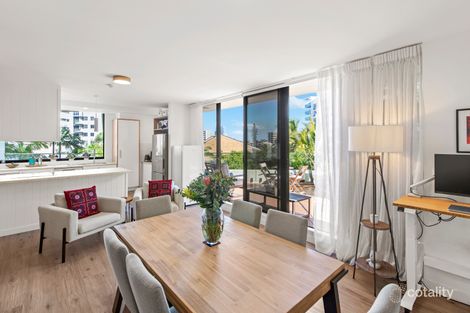 303/41 Labrador St, Labrador, QLD 4215