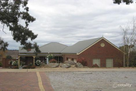 31 Yellow Gum Bvd, Sunbury, VIC 3429