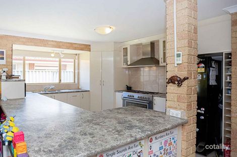 Property photo of 16 Worlanna Mews Quinns Rocks WA 6030