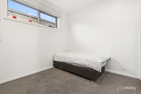 Property photo of 8 Helmrich Street Moncrieff ACT 2914