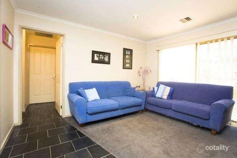 Property photo of 17 Endeavour Place Melton West VIC 3337