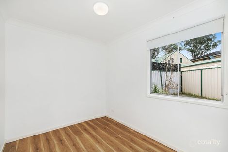 Property photo of 19 Gymea Crescent Mannering Park NSW 2259