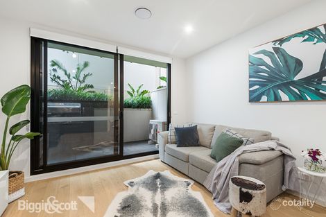 Property photo of 104/18 Grey Street St Kilda VIC 3182