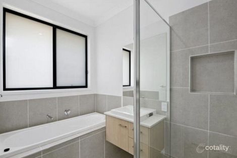 Property photo of 4 David Court Helidon QLD 4344