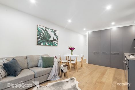 Property photo of 104/18 Grey Street St Kilda VIC 3182