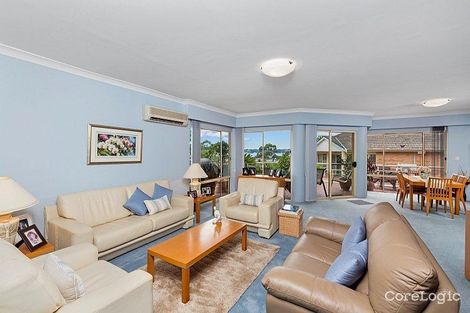 Property photo of 15/9 Kurrawa Avenue Point Clare NSW 2250