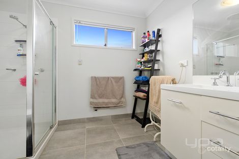 Property photo of 1 Hilda Drive Brookfield VIC 3338