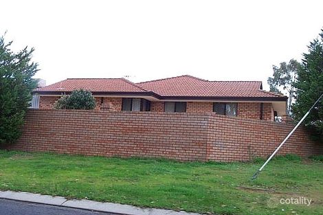 Property photo of 2 Sexton Court Kardinya WA 6163