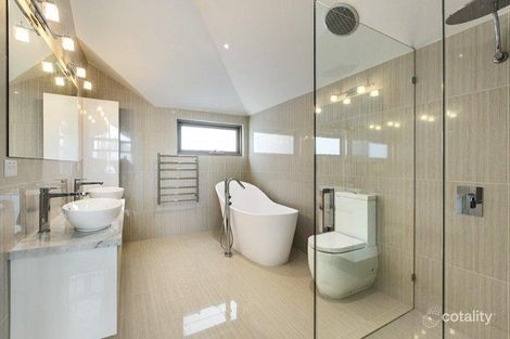 Property photo of 14 Danks Street Albert Park VIC 3206