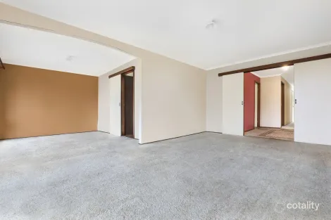 Property photo of 8 Rachel Crescent Figtree NSW 2525