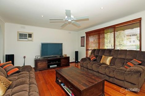 Property photo of 2 Marie Close Tullamarine VIC 3043