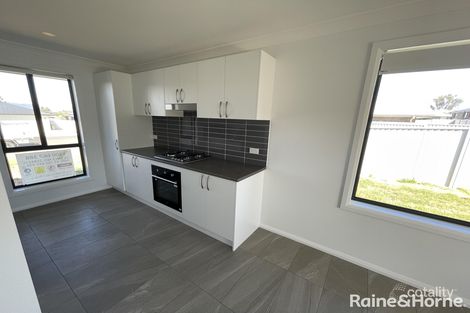 2/14 Palomino Pl, Hillvue, NSW 2340