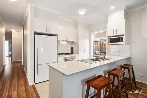 Property photo of 10 Bower Way Doreen VIC 3754