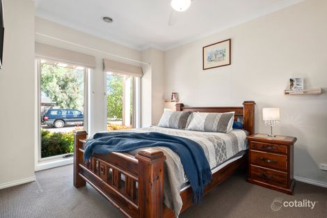 Property photo of 10 Bower Way Doreen VIC 3754