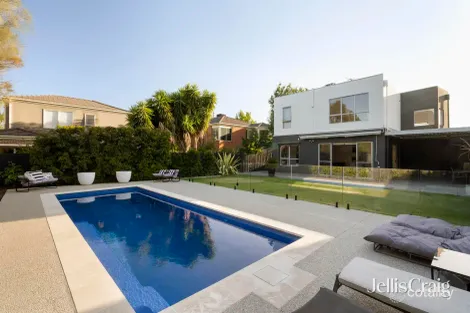 Property photo of 28 Winston Way Murrumbeena VIC 3163