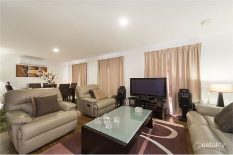 Property photo of 4 Heather Court Hampton Park VIC 3976