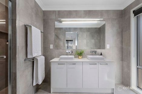 7 Vincent Ave, Sippy Downs, QLD 4556