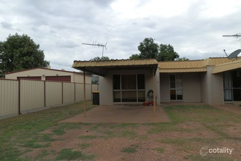 3/2 Expeller Ct, Emerald, QLD 4720