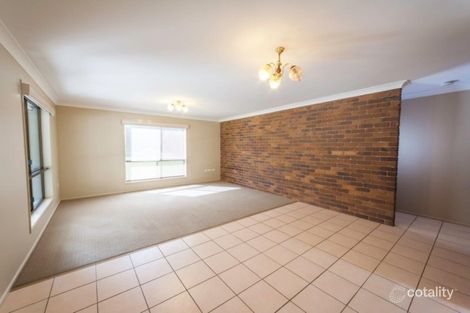 Property photo of 5 Cockatoo Crescent Gooburrum QLD 4670