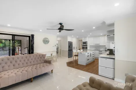 Property photo of 35 Helensvale Road Helensvale QLD 4212