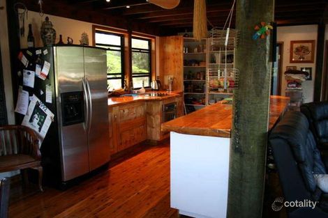 Property photo of 35 Perulpa Street Coochiemudlo Island QLD 4184
