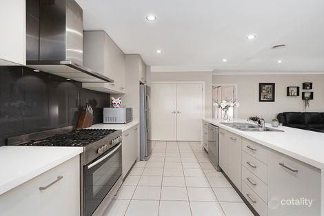 Property photo of 6 Ellendon Place Leeton NSW 2705