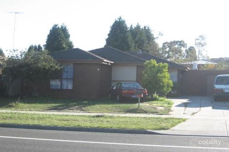 Property photo of 1 Gleneagles Drive Endeavour Hills VIC 3802